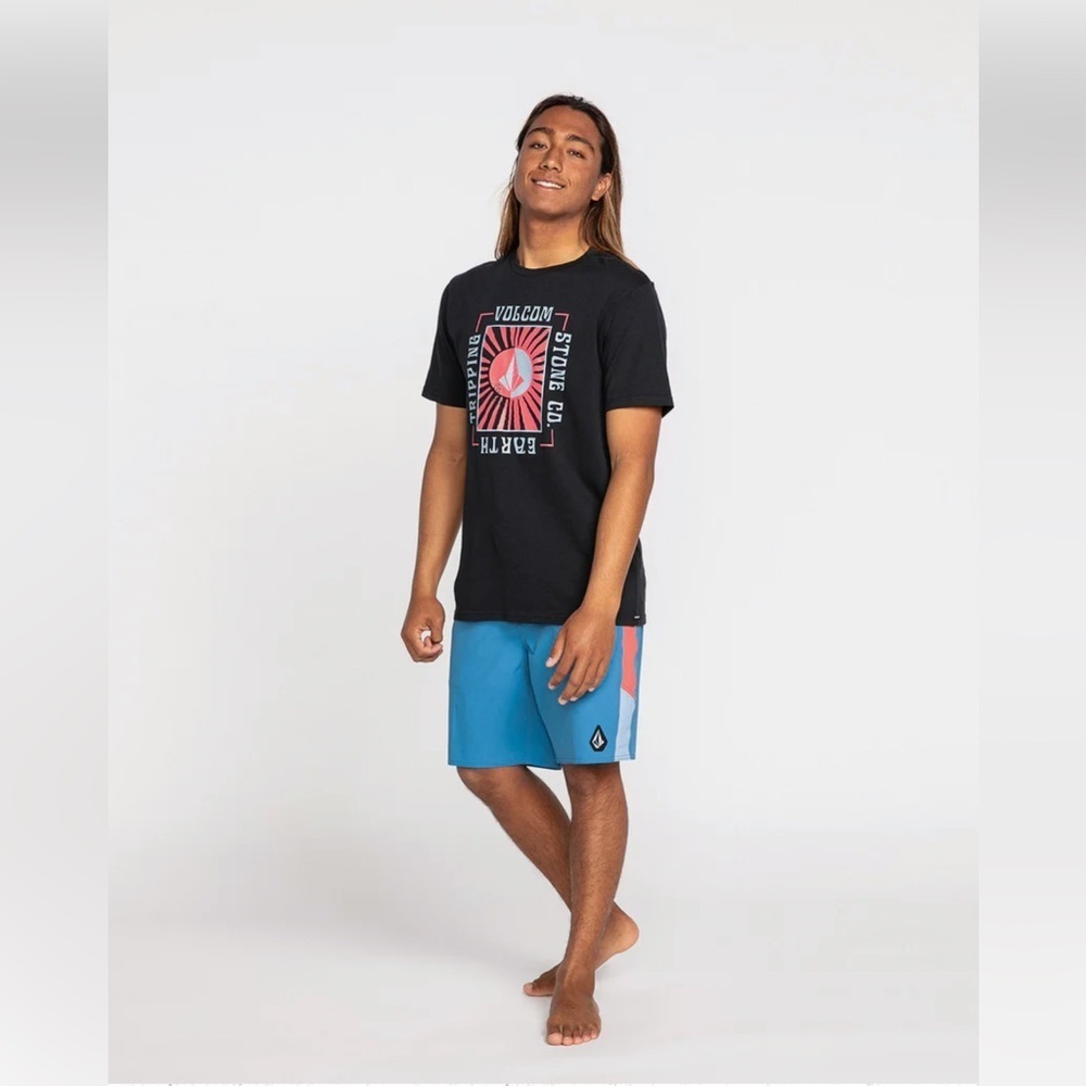 VOLCOM SOLEE SHORT SLEEVE TEE - BLACK SIZE LARGE